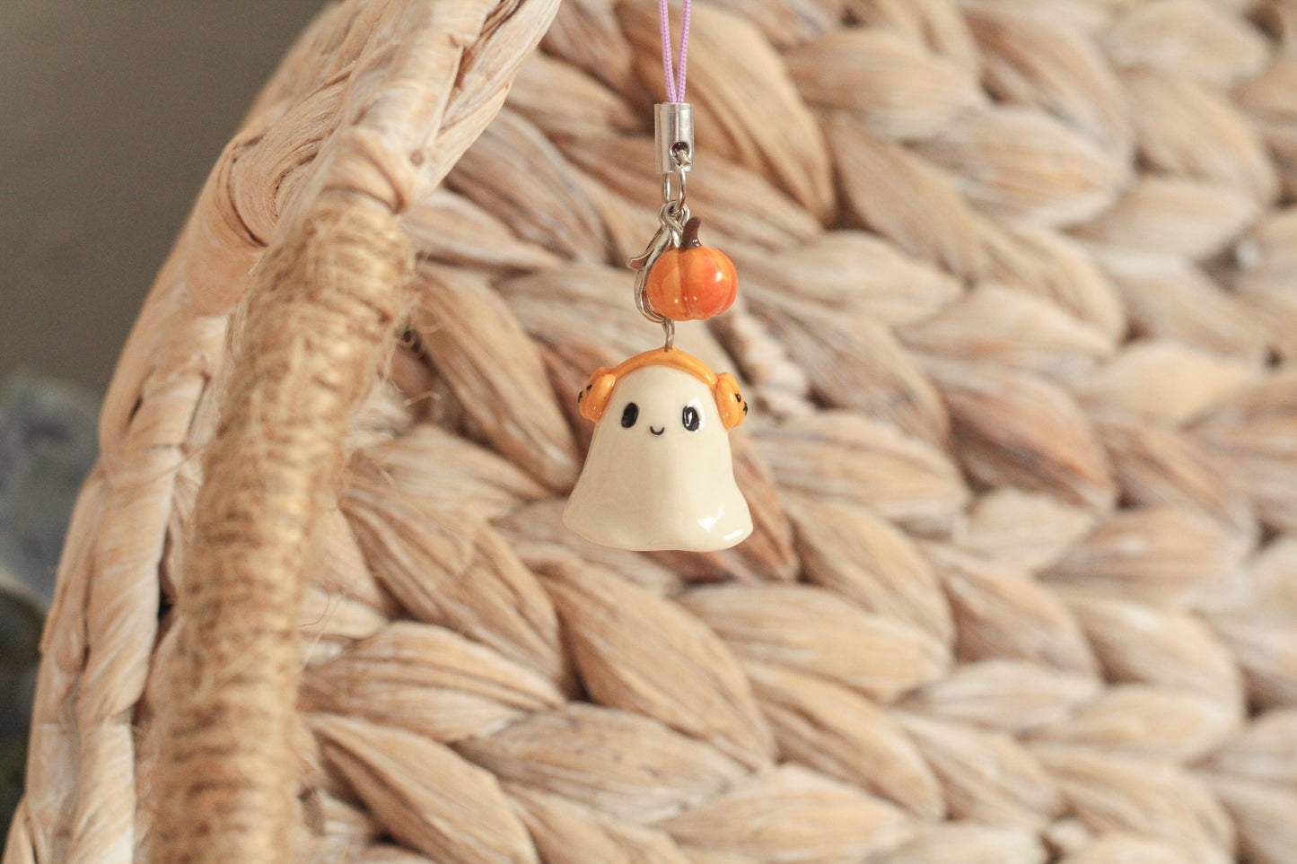 CHARMS/KEYCHAINS