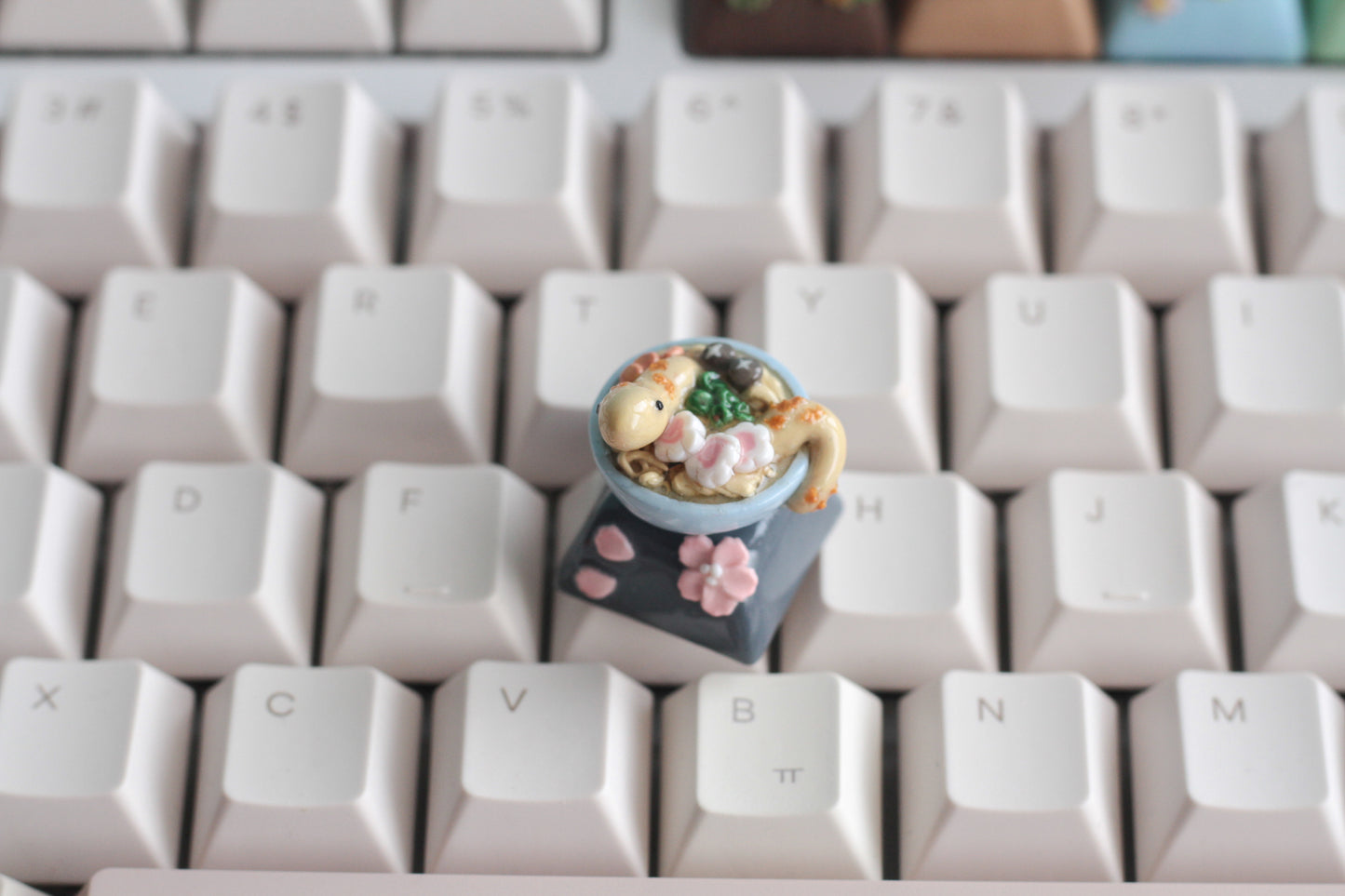 NOODO RAMEN SNAKE KEYCAP