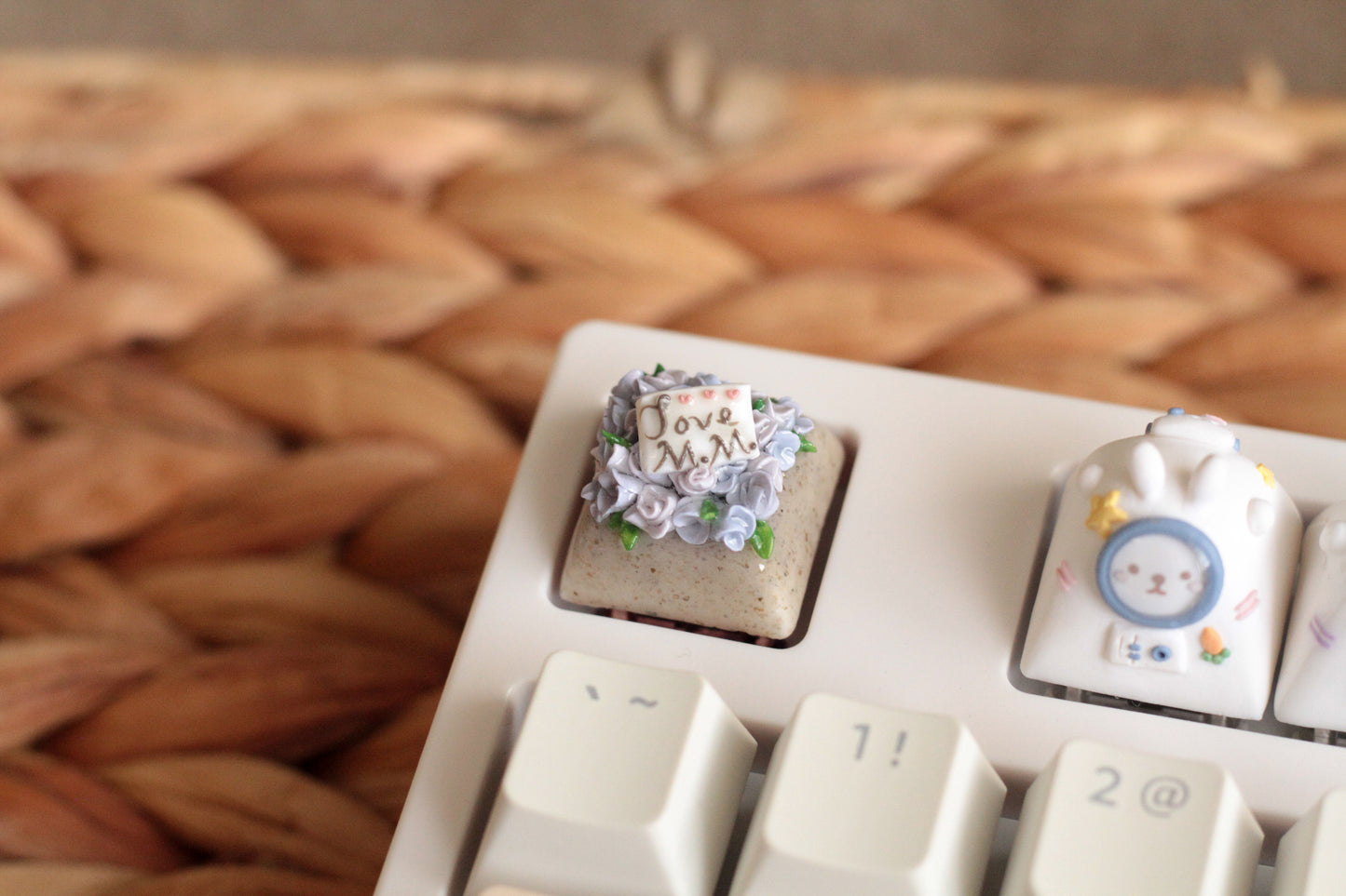 CHIHIRO'S BOUQUET KEYCAP