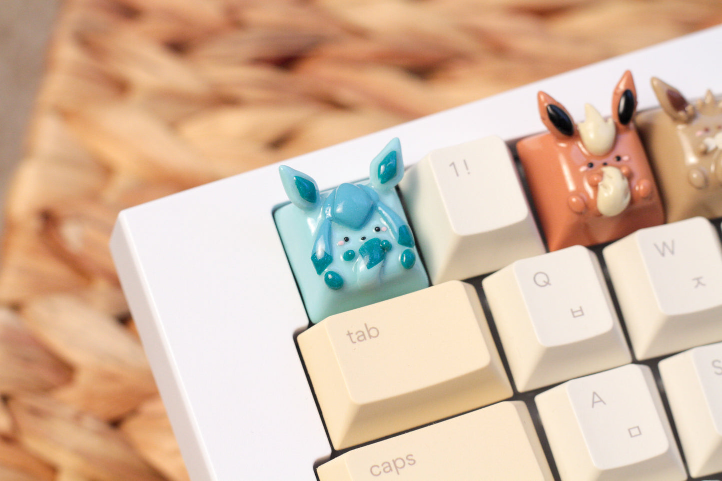 EEVOLUTION CREW KEYCAP