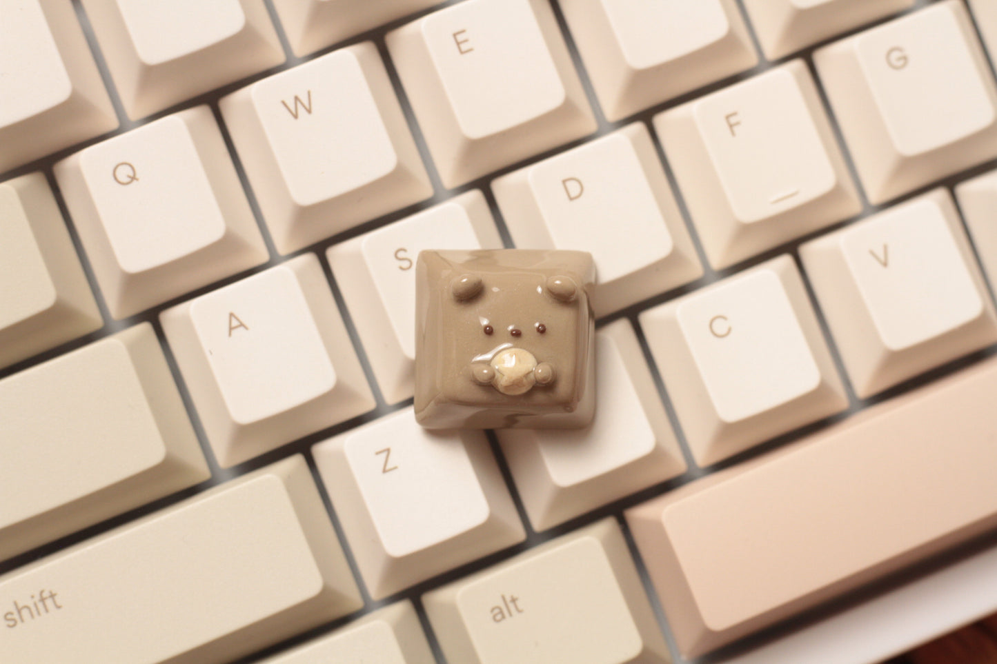 Bearii Dalgona Polymer Clay Keycap Brown Osume style