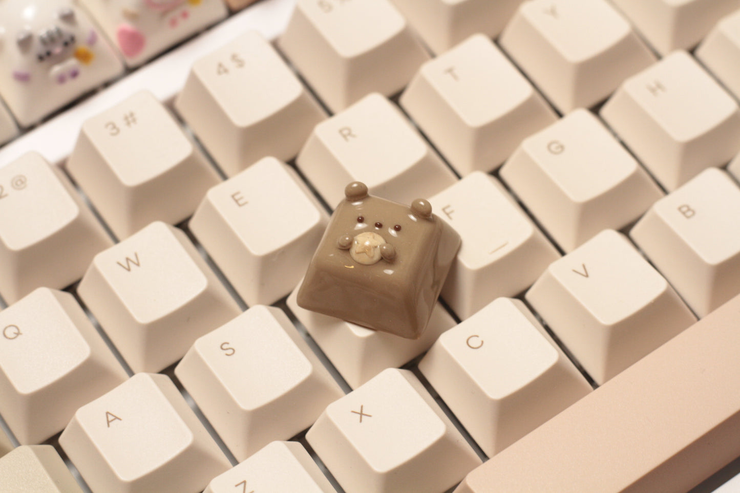 Bearii Dalgona Polymer Clay Keycap Brown Osume style