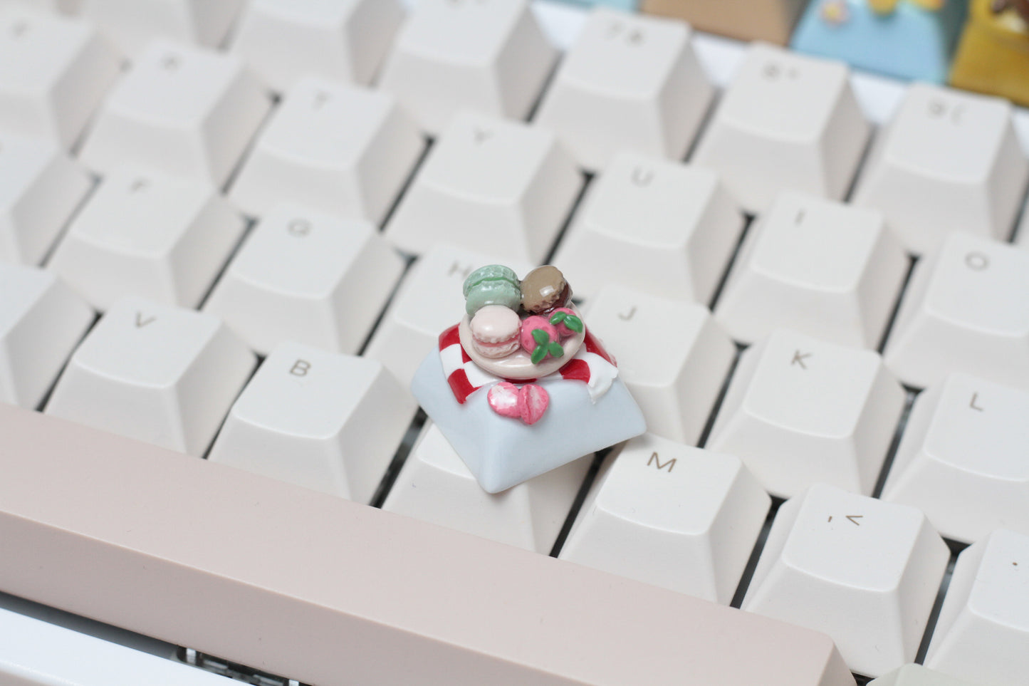 PICNIC MACARONS KEYCAP