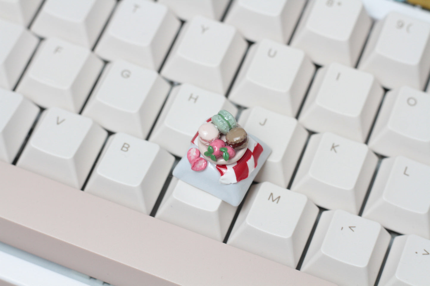 PICNIC MACARONS KEYCAP