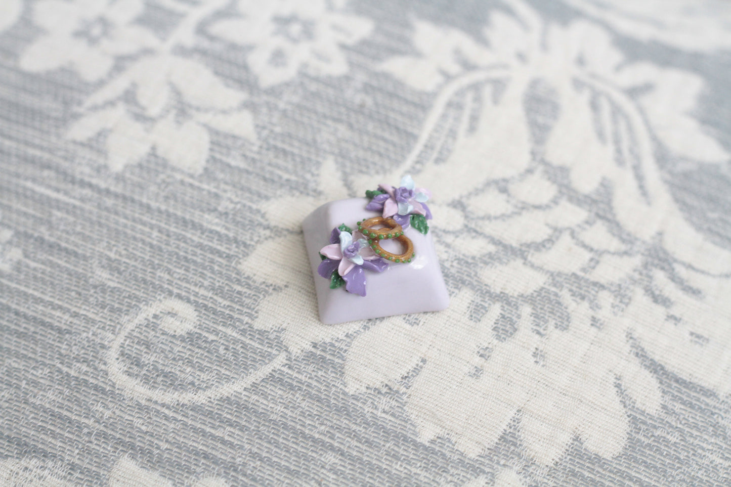 BRIDGERTON SERIES KEYCAP
