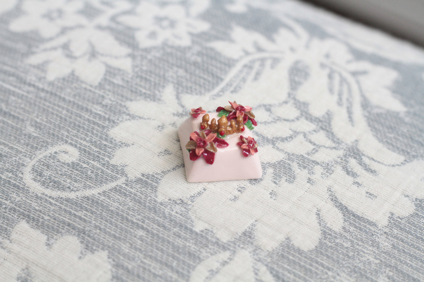 BRIDGERTON SERIES KEYCAP