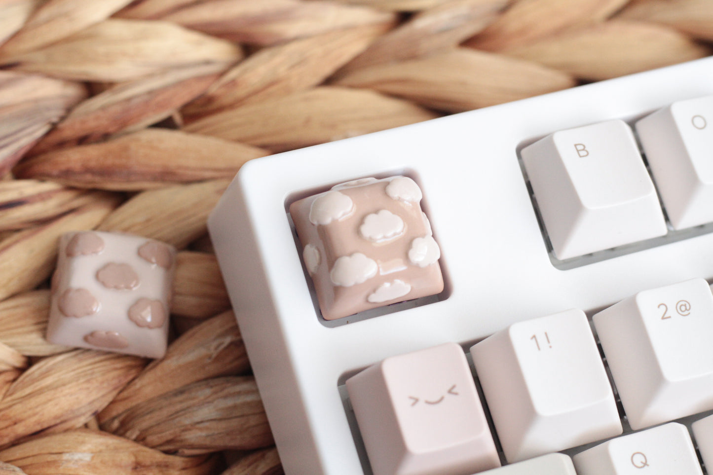 COZY CLOUDS KEYCAP