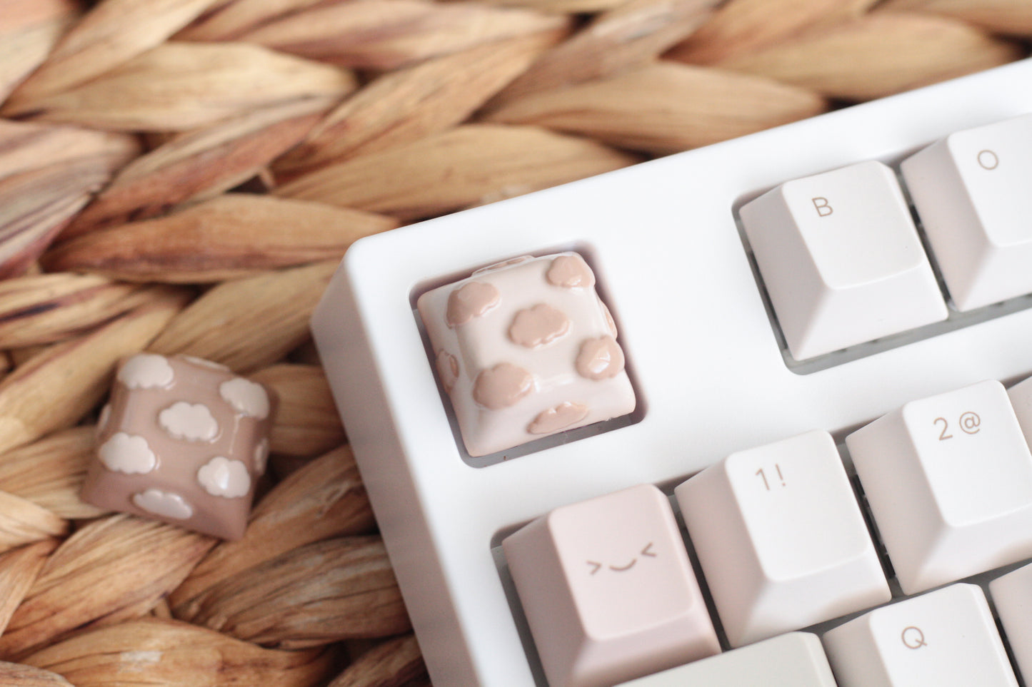COZY CLOUDS KEYCAP