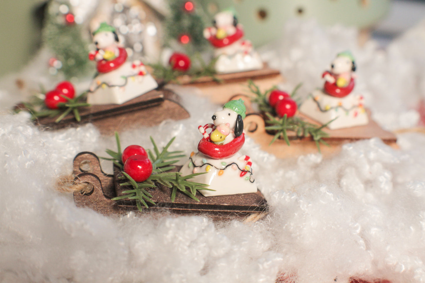 Snoopy & Woodstock Sledding