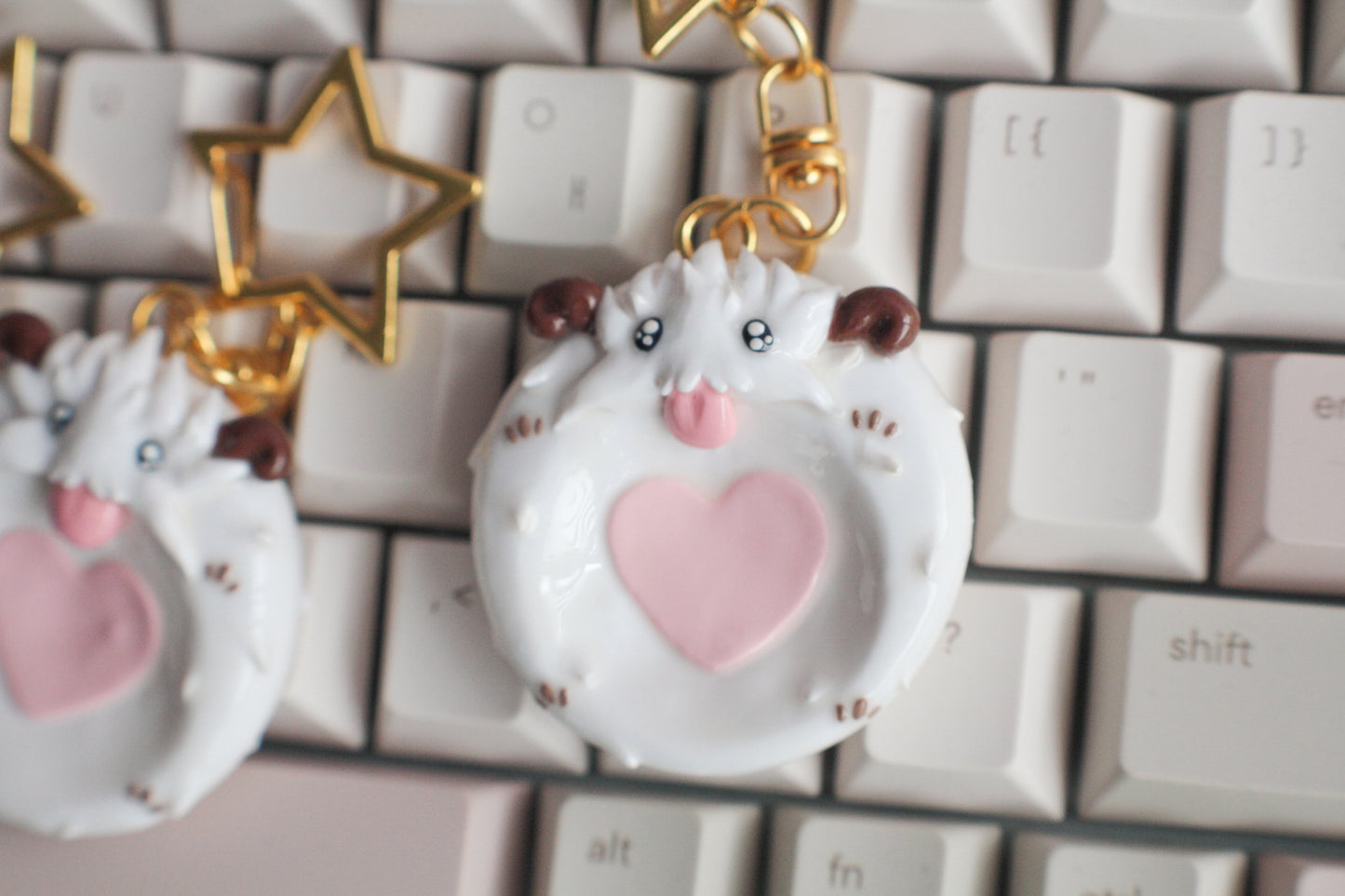 Poro-stone keychain