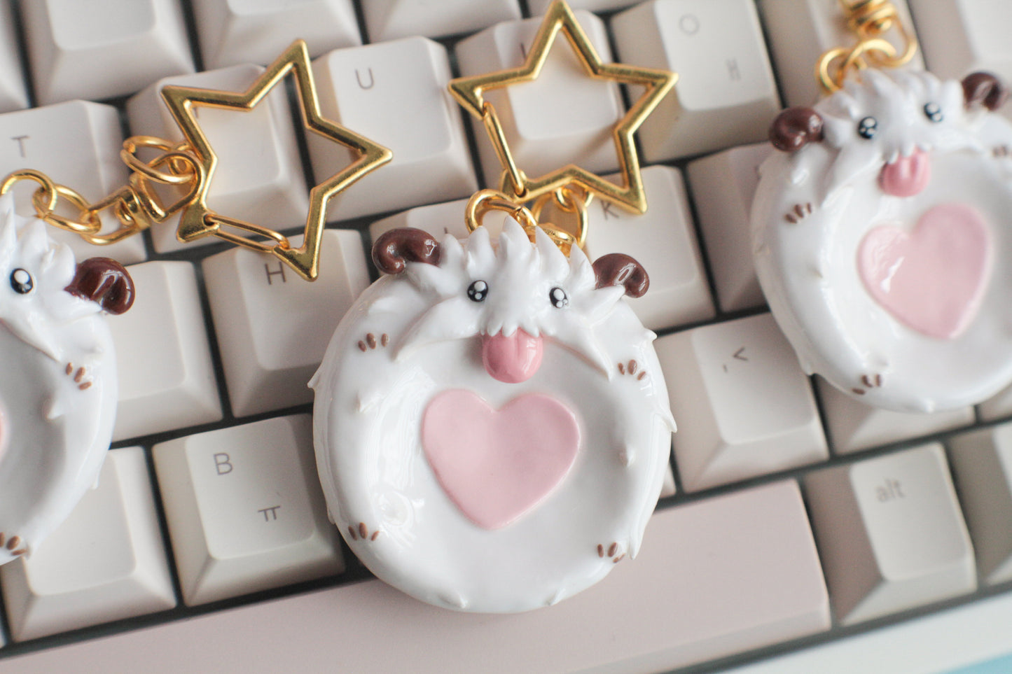 Poro-stone keychain
