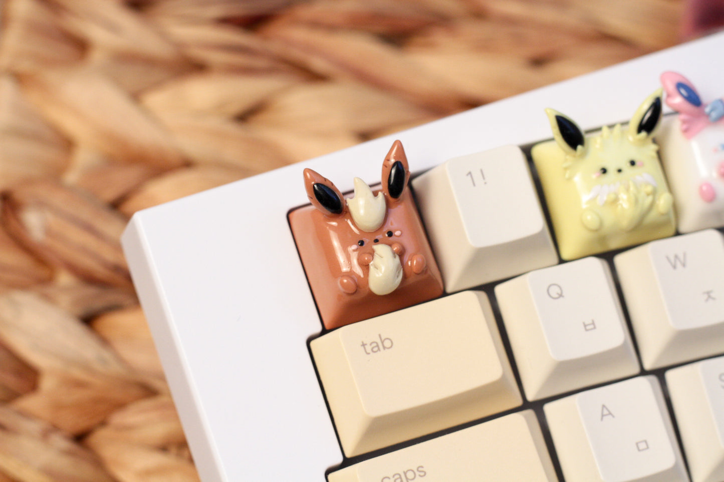 EEVOLUTION CREW KEYCAP