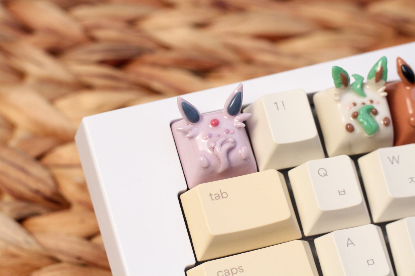 EEVOLUTION CREW KEYCAP