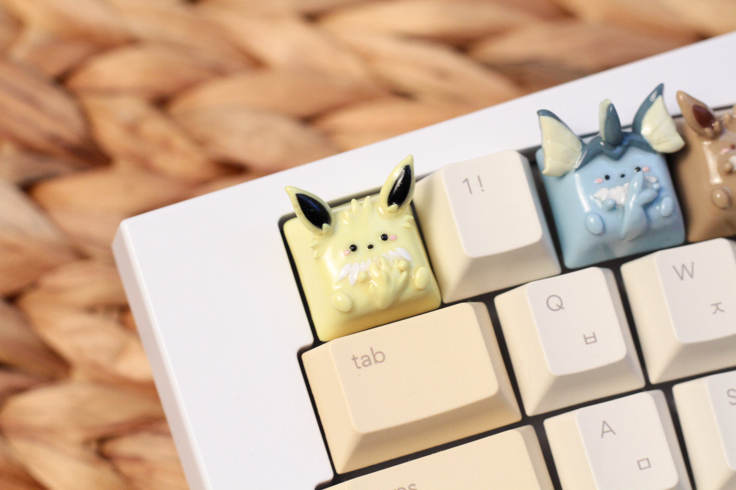 EEVOLUTION CREW KEYCAP