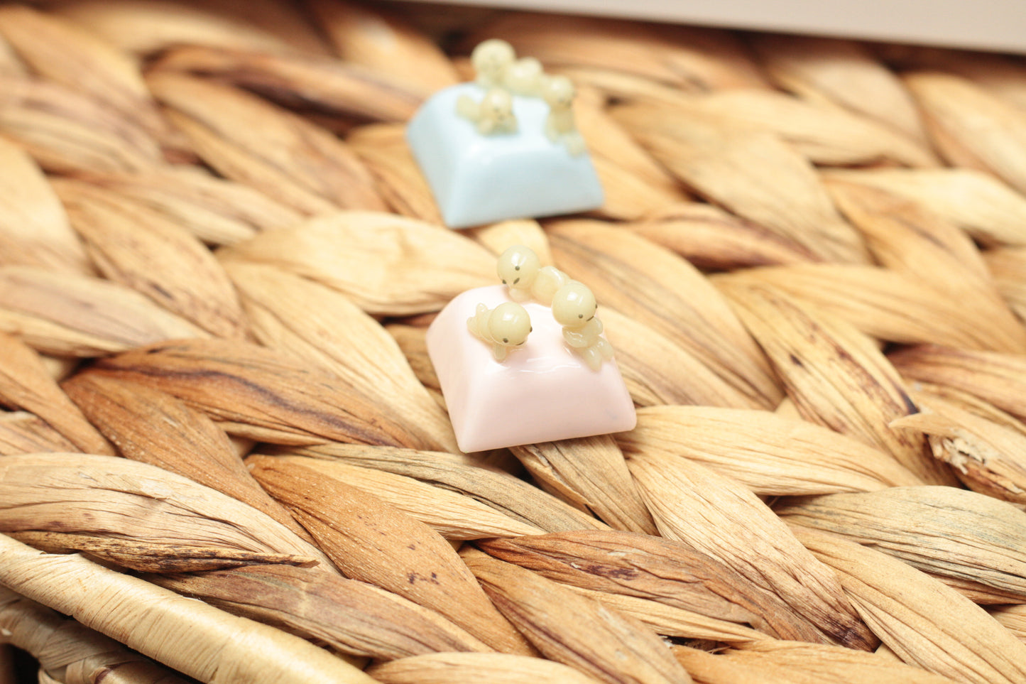 SMISKIS RELAXING KEYCAP